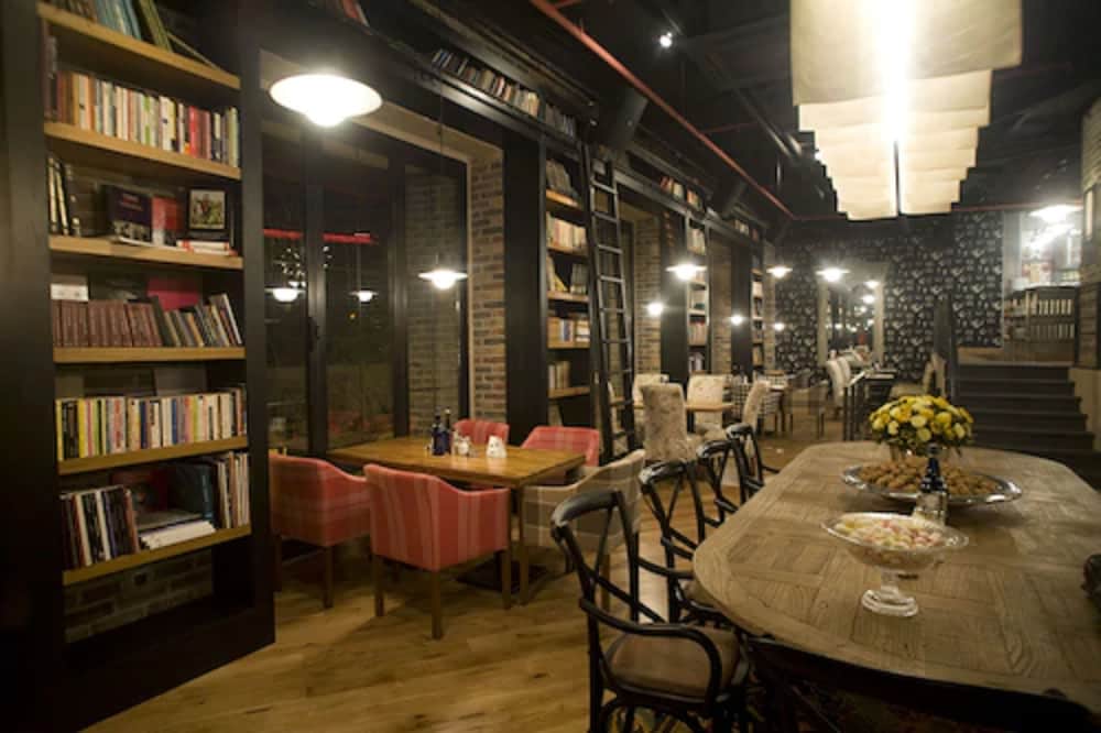 Tunel Residence Hotel 58/71