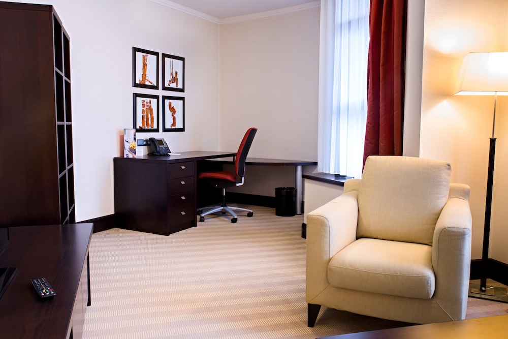 CROWNE PLAZA BRATISLAVA 62/74