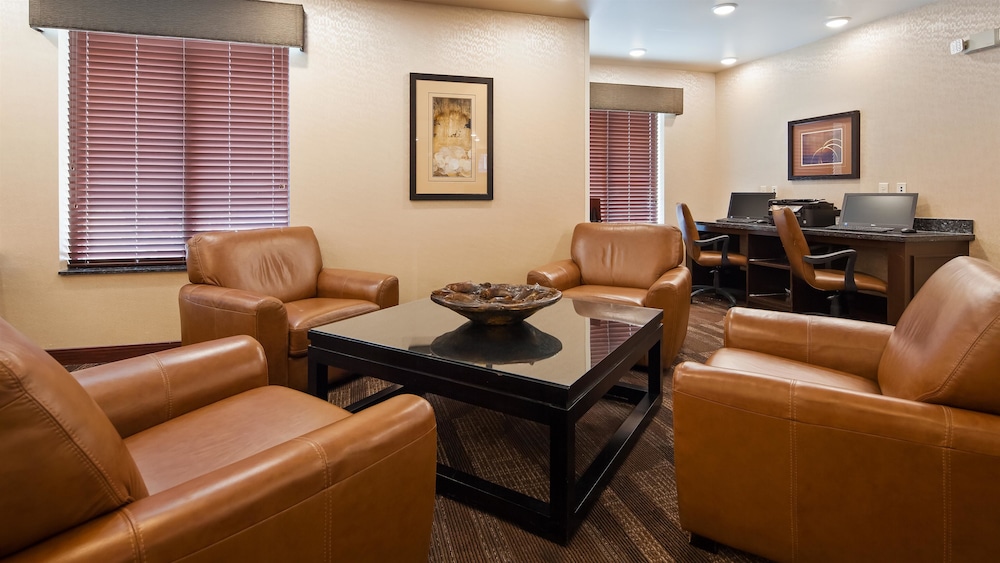 Best Western Plus Casper Inn & Suites 19/33