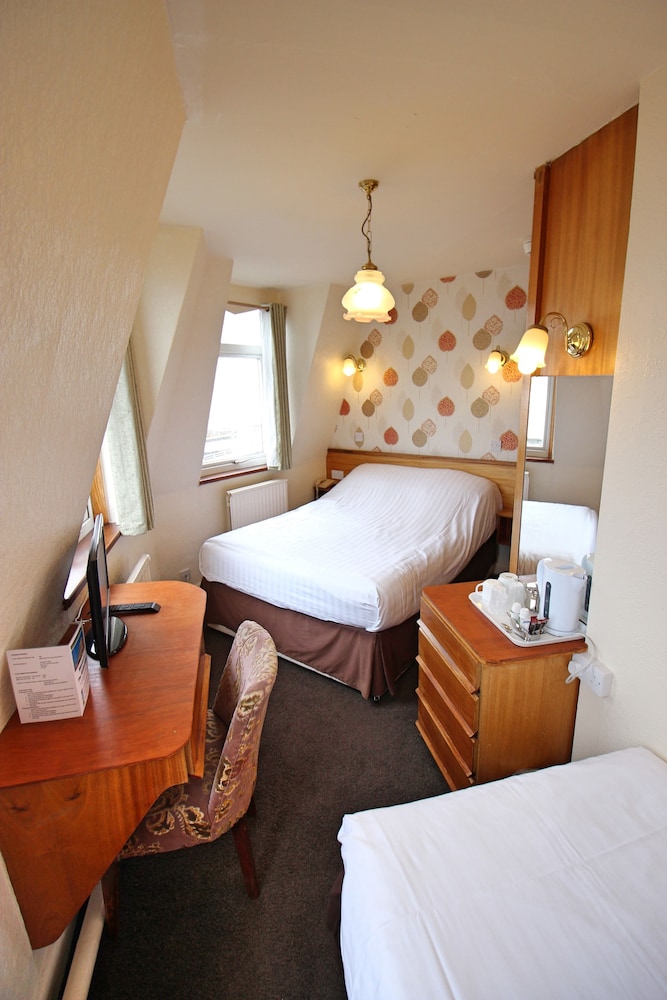 Headlands Hotel 24/50