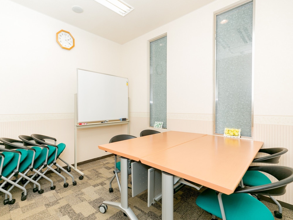 Toyoko Inn Kagoshima Chuo Eki Nishi Guchi 58/61