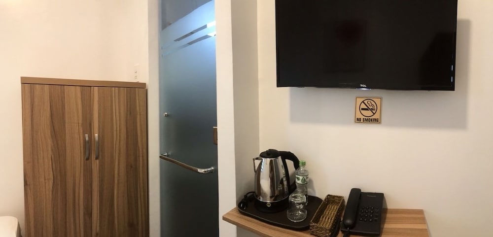 Louis Hostel photo2
