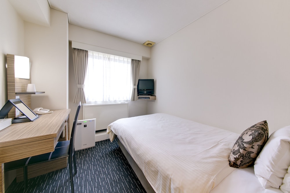 Plaza Hotel Toyota 10/49