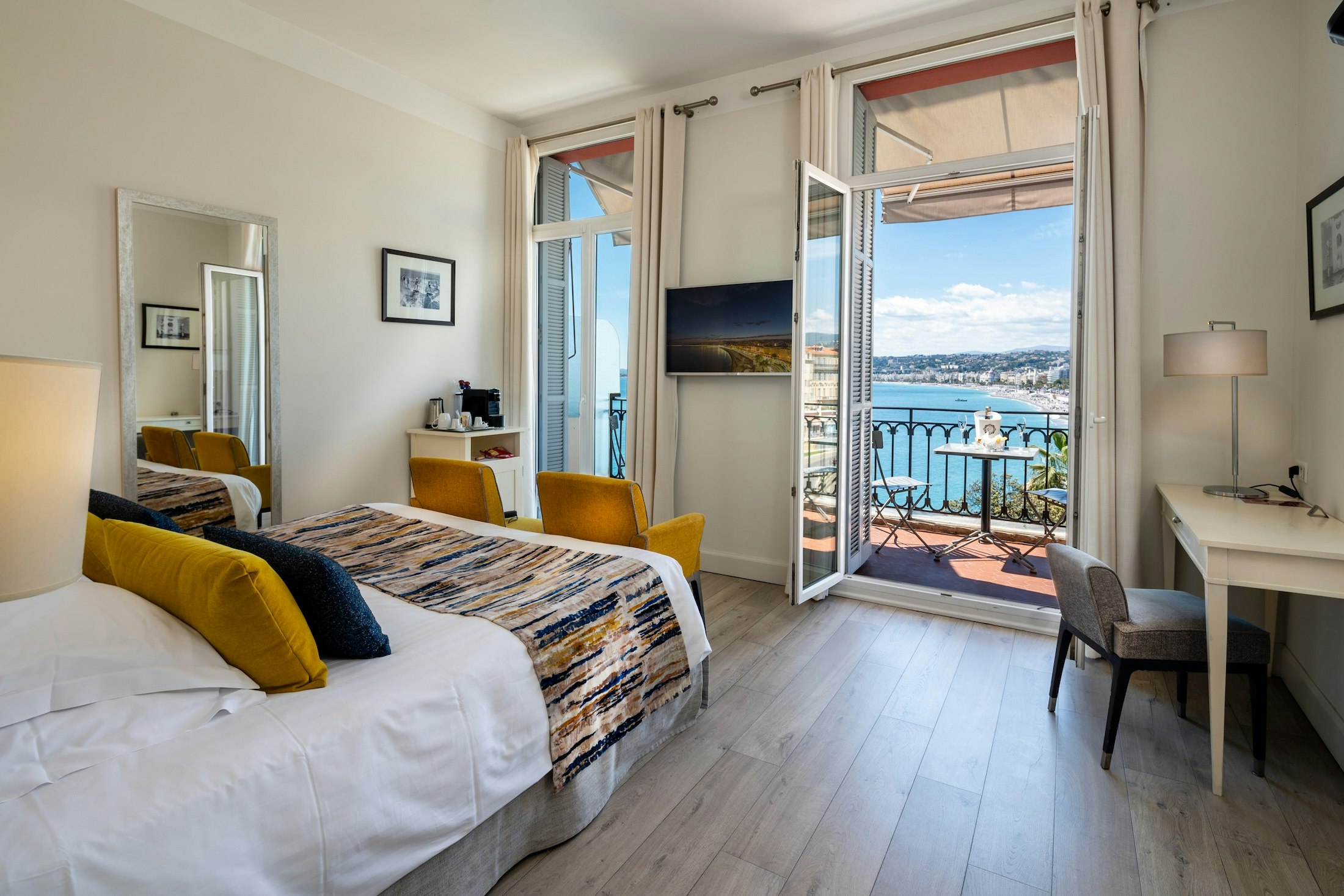 Hotel Suisse Nice 2/26