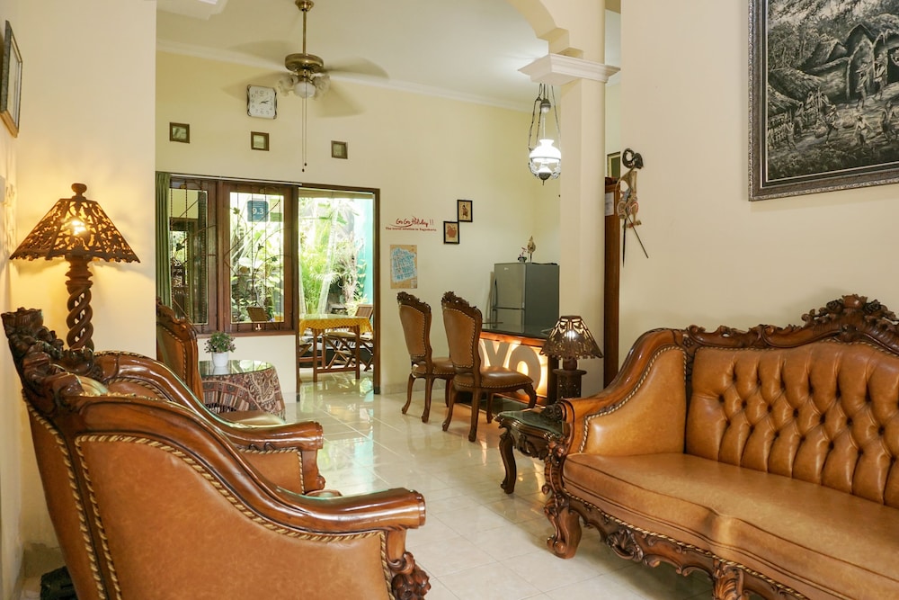 OYO 465 Alam Citra Bed & Breakfast 15/21