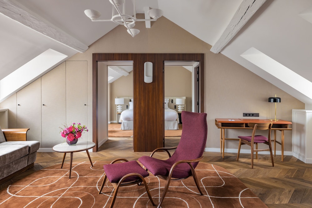 Pavillon Faubourg Saint-Germain & Spa 53/73