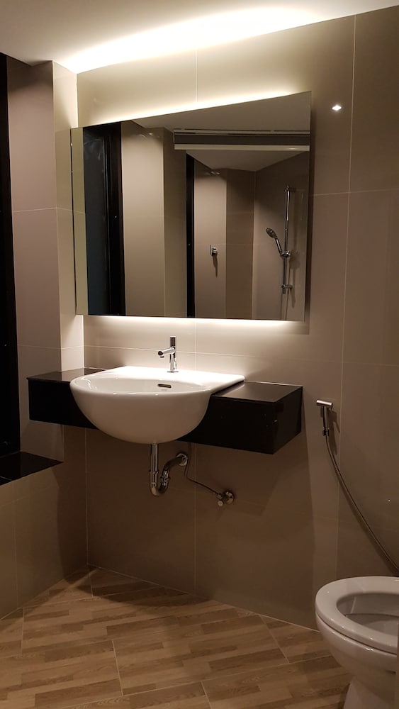 B & B Patong Beach House 31/34