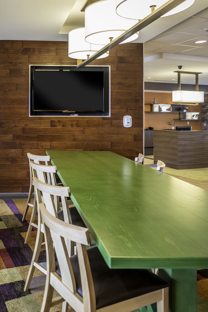 FAIRFIELD INN & SUITES BY MARRIOTT TWIN FALLS 33/34