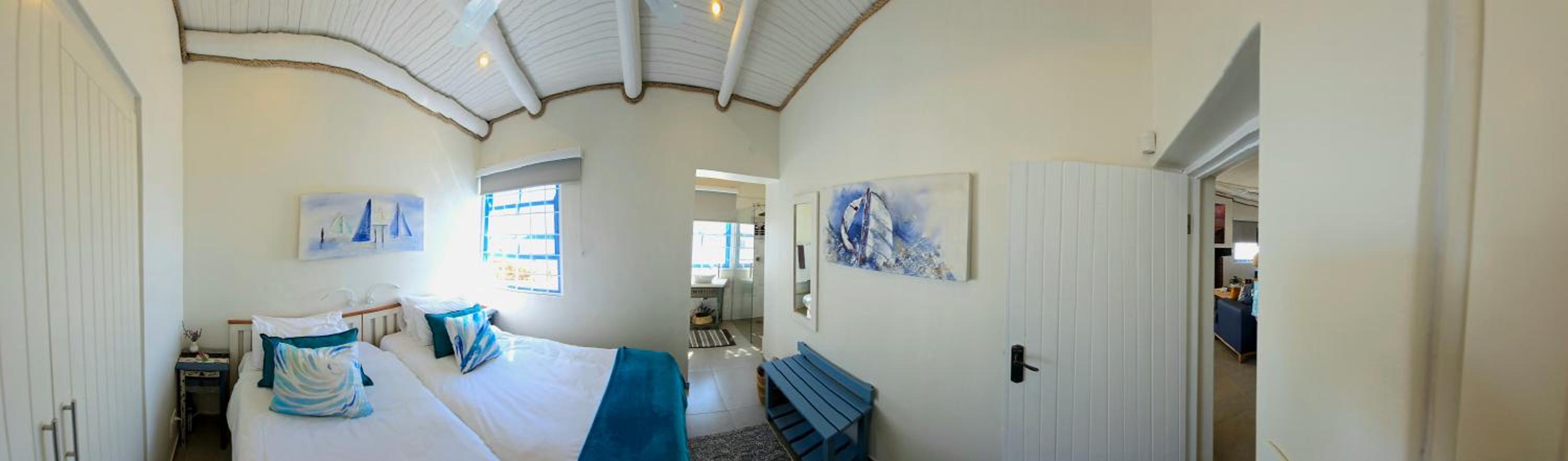 Flamink Beach View Cottage in Paternoster 10/50