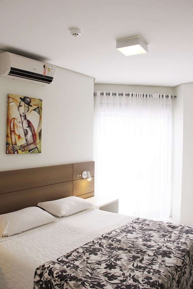 Hotel Porto Madero 5/27