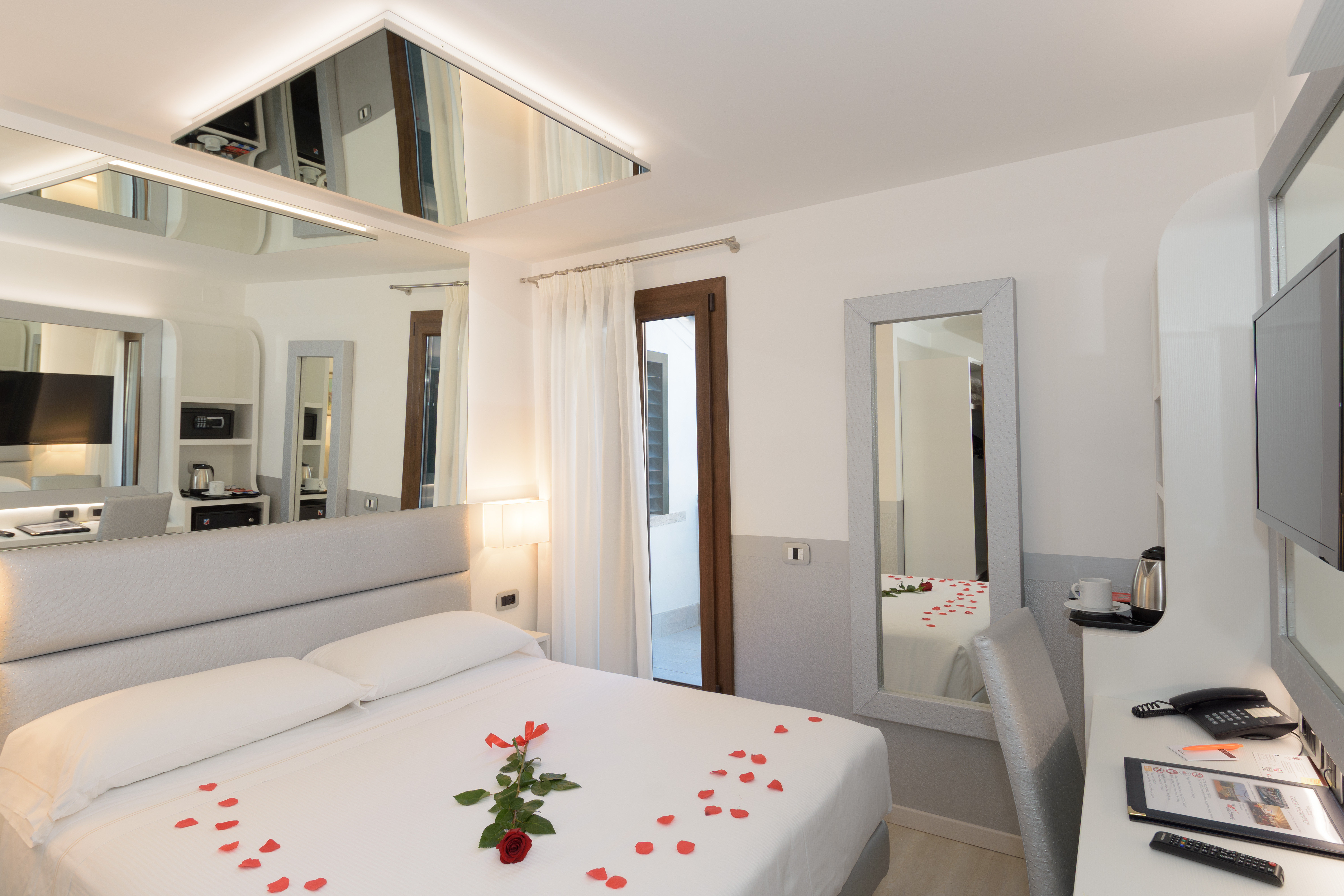 UNAHOTELS Ala Venezia 2/11
