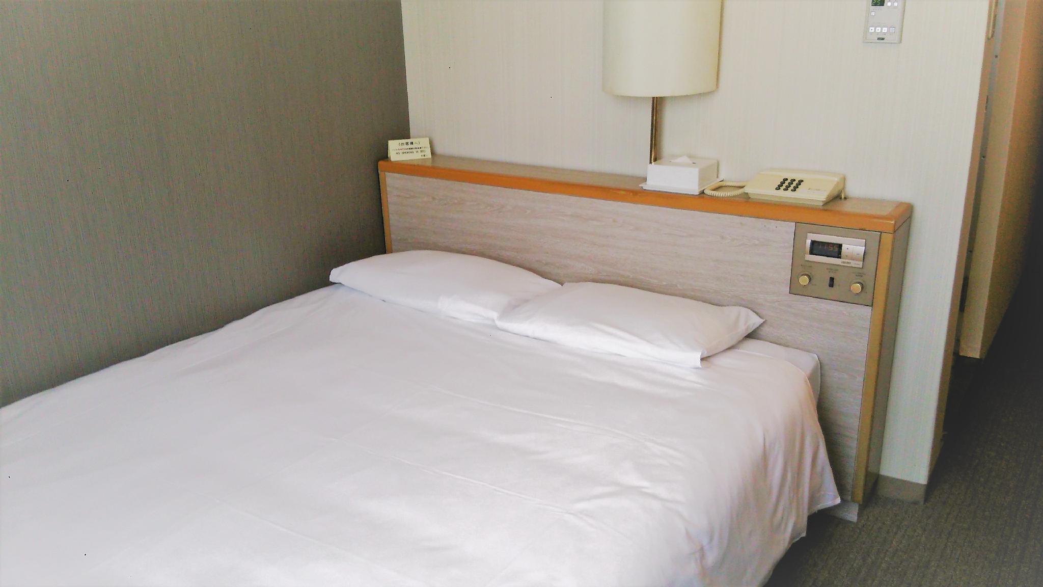 Semi Room, Semi Double Bed, Small, Smoking
