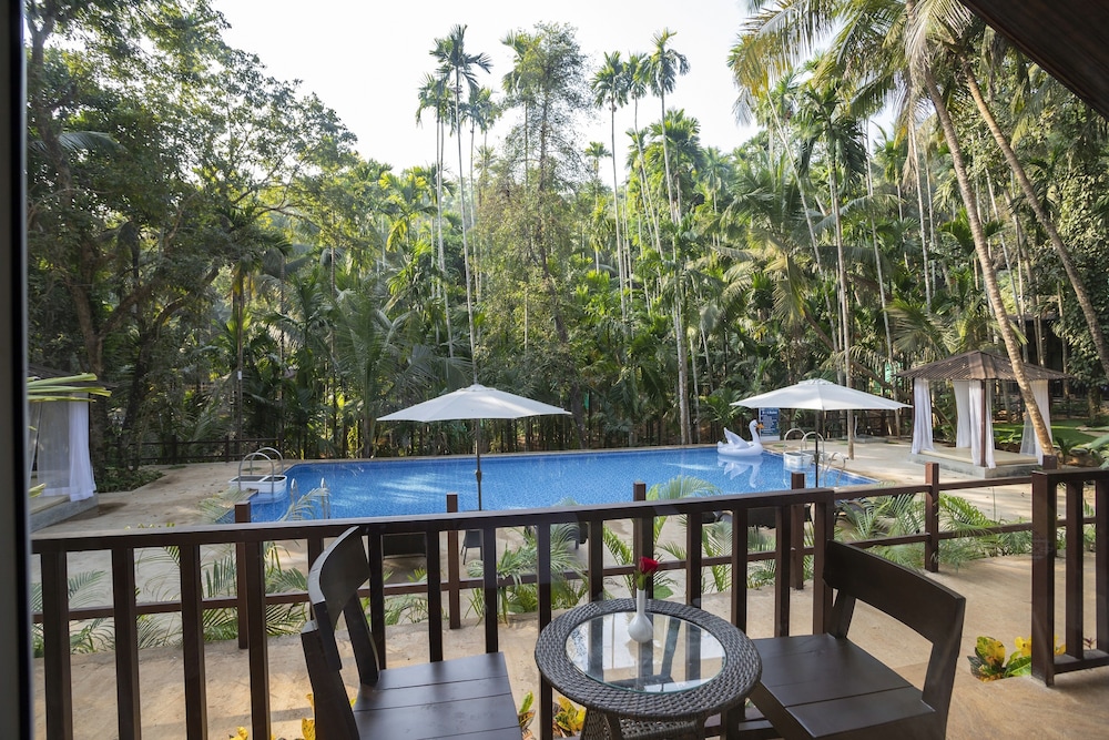 Stone Wood Nature Resort 21/43