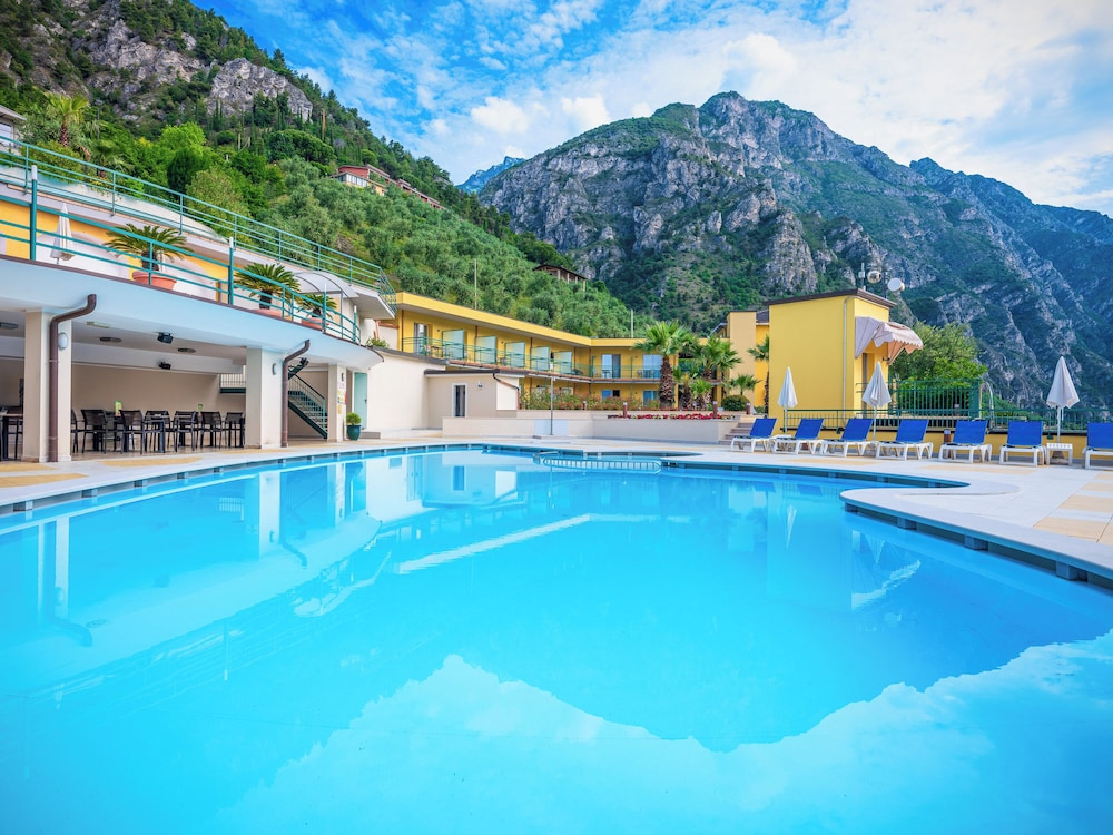 Hotel Cristina in LIMONE SUL GARDA