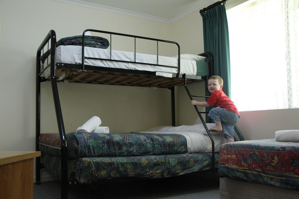 Warrnambool Motel And Holiday Park 49/74