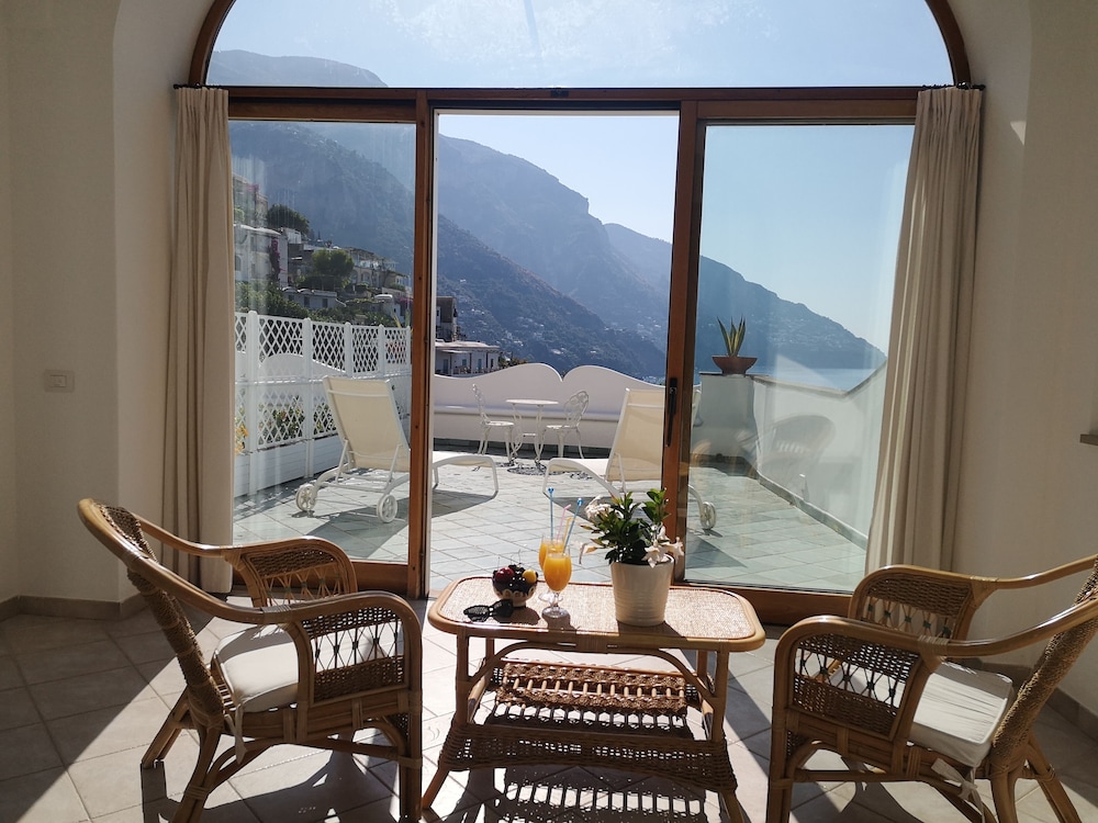 Dimora Fornillo Hotel 45/57