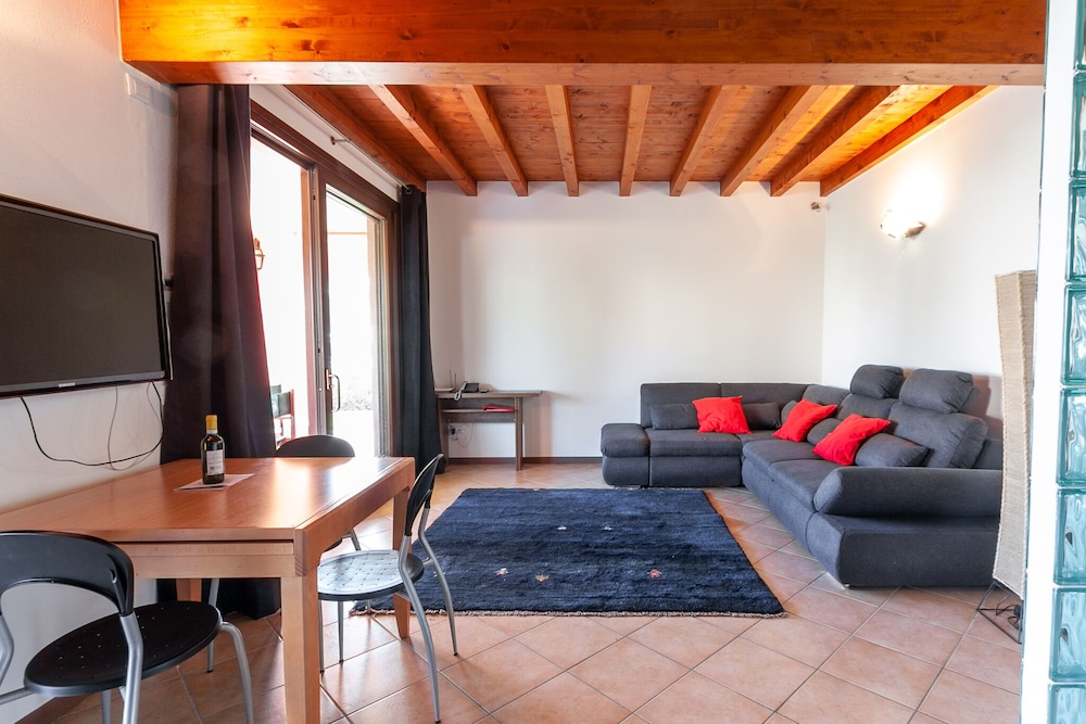Lugana Village Resort & Sporting Club 35/50