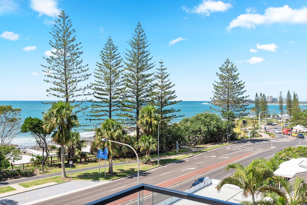 WINDWARD APARTMENTS 72/81