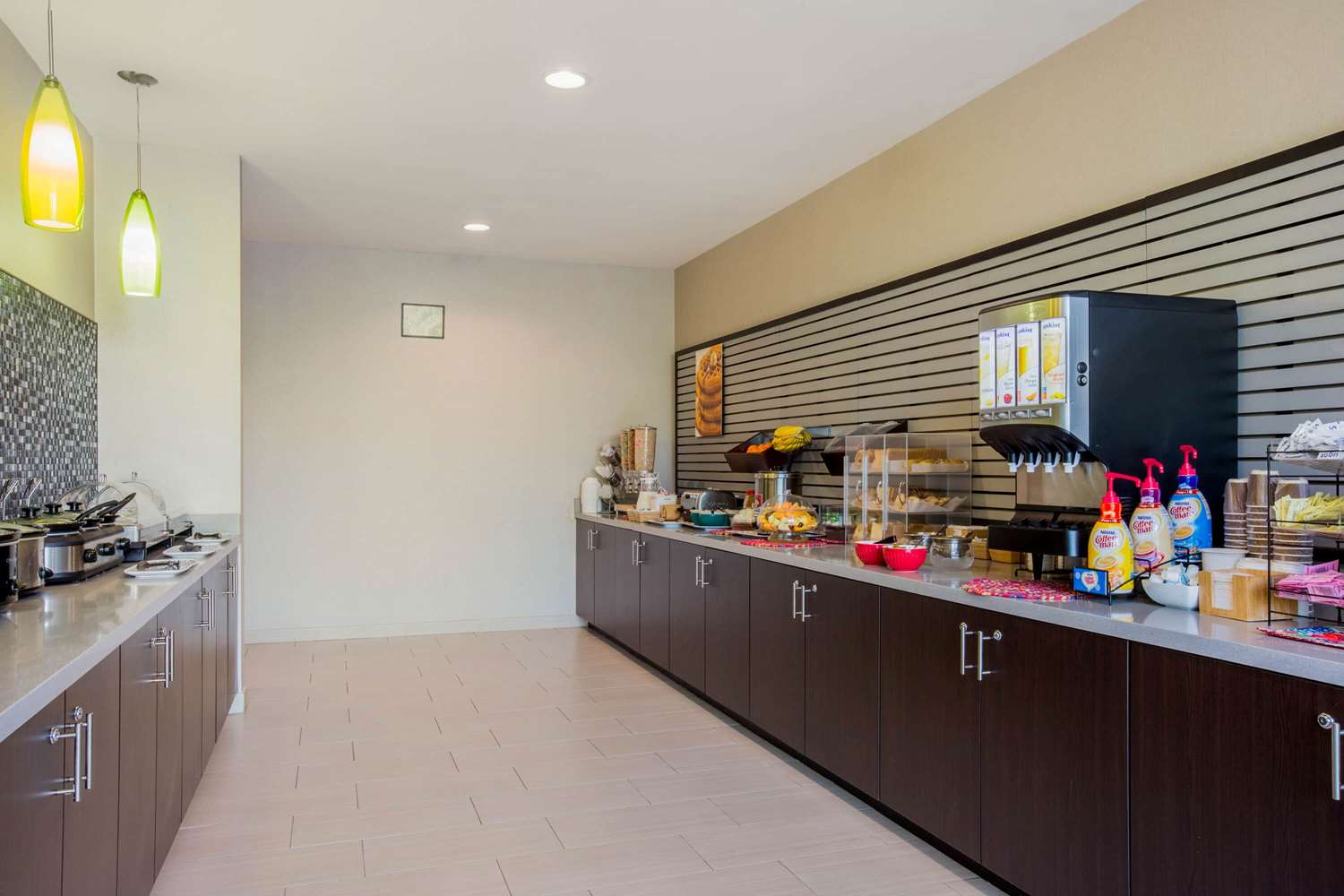 La Quinta Inn And Suites By Wyndham Mcallen Convention Center 10/56