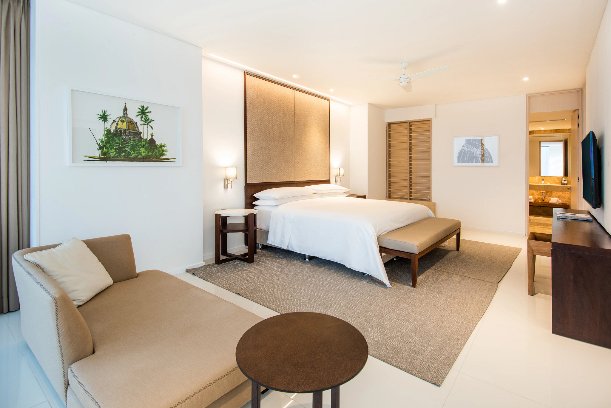 Club, Suite, Ocean Front