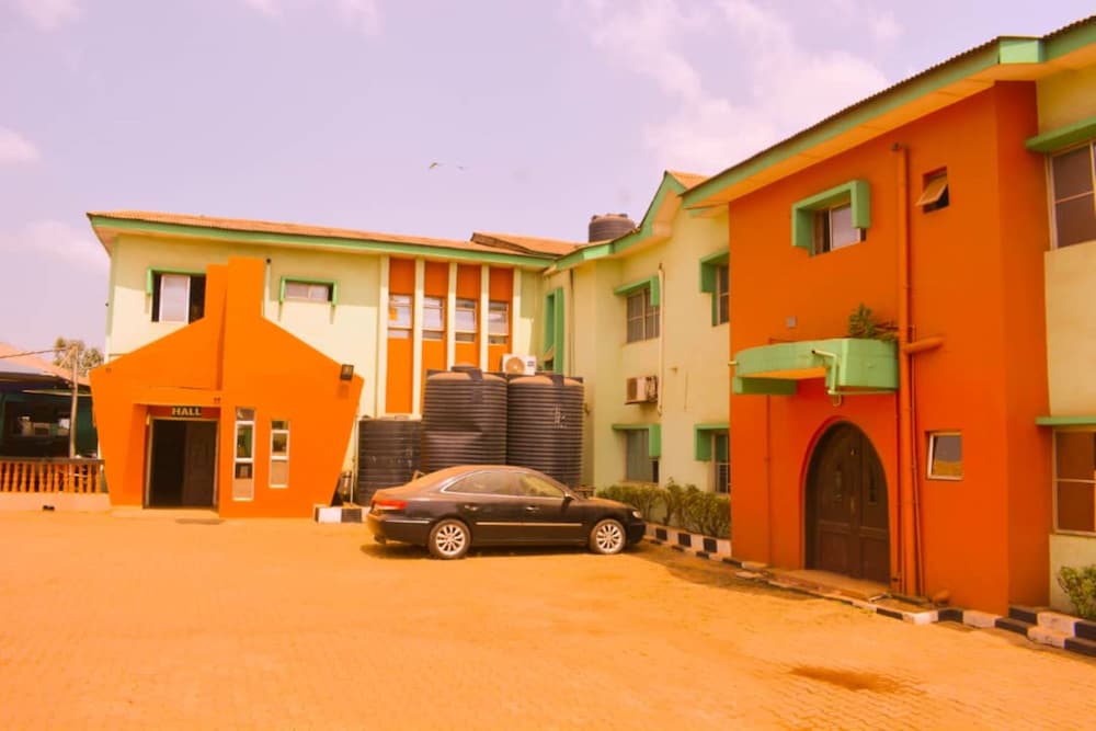 Dikord Hotel And Events Centre 4/39