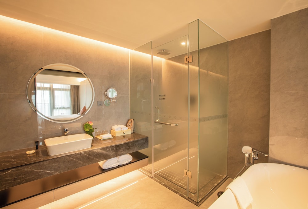 Lia Charlton Hotel Shenzhen 45/48