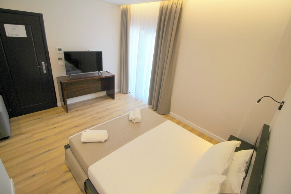 Hotel Strora 30/50