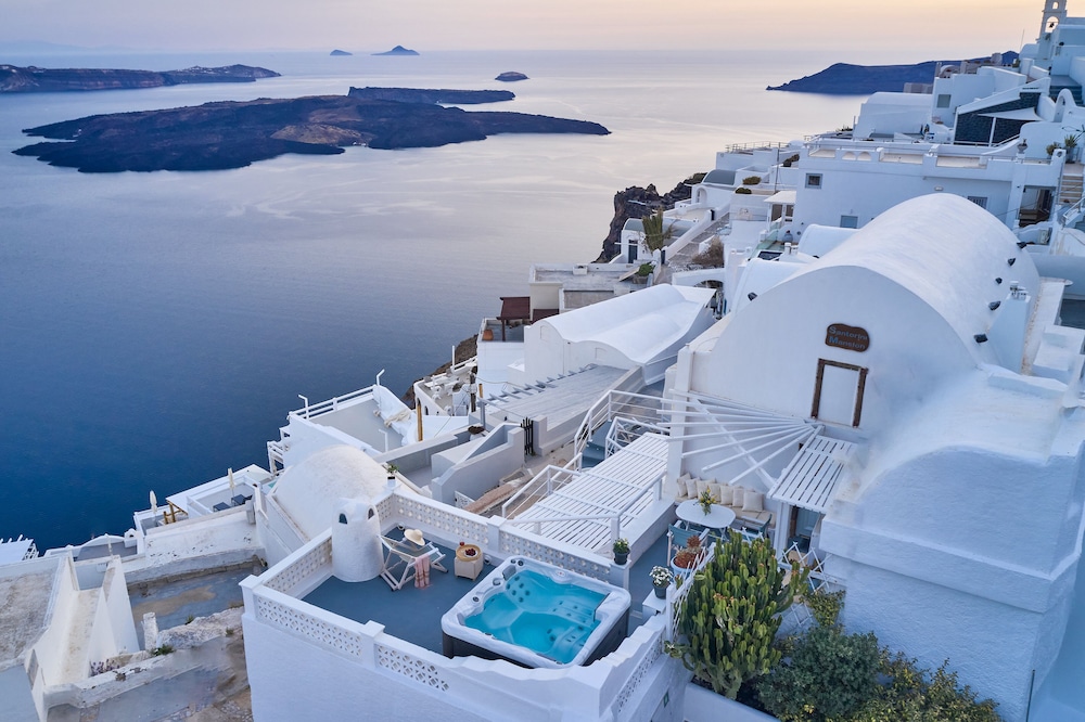 Santorini Mansion 4/33