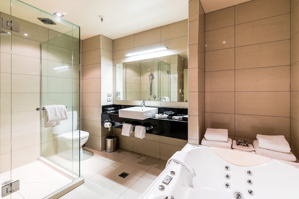 Distinction Te Anau Hotel and Villas 18/68