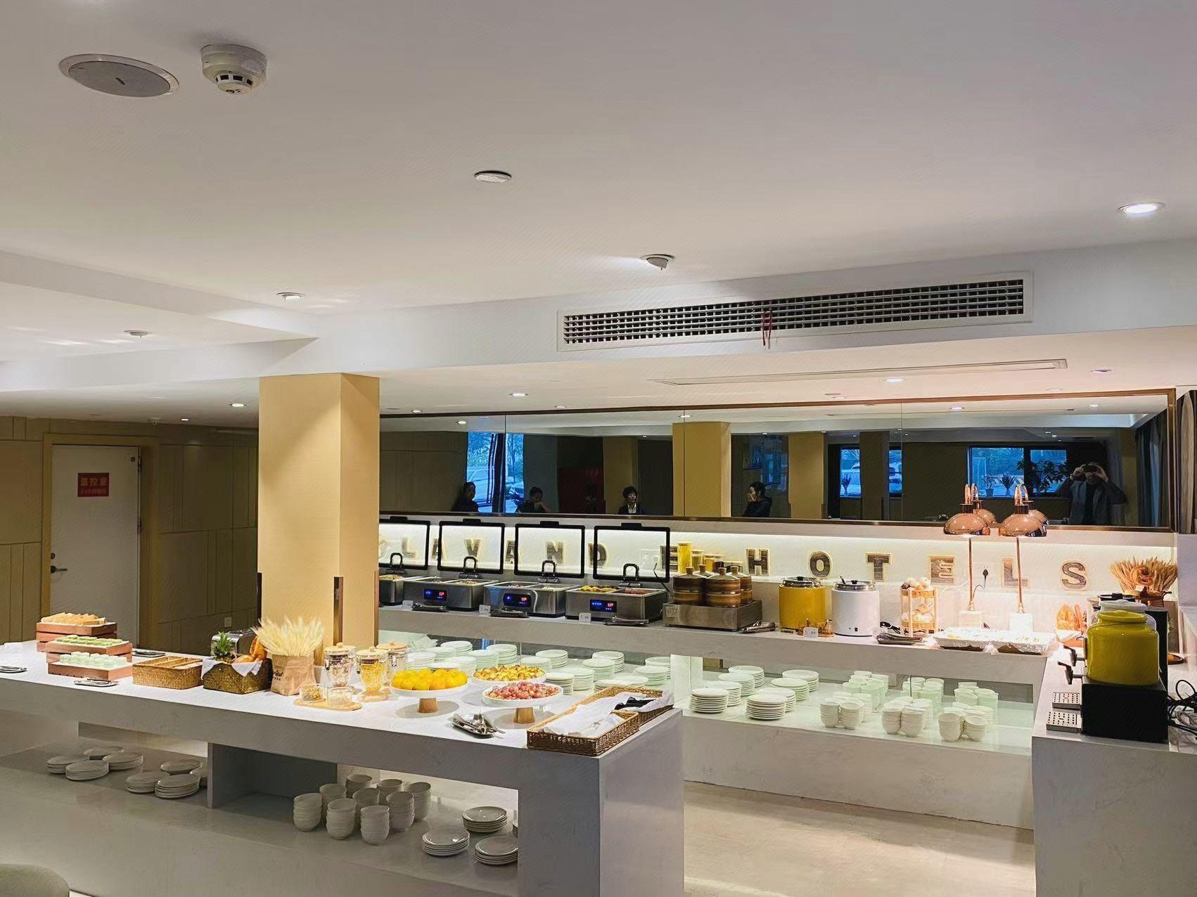Li Feng Hotel (Wuhan Jinyinhu store) 13/49