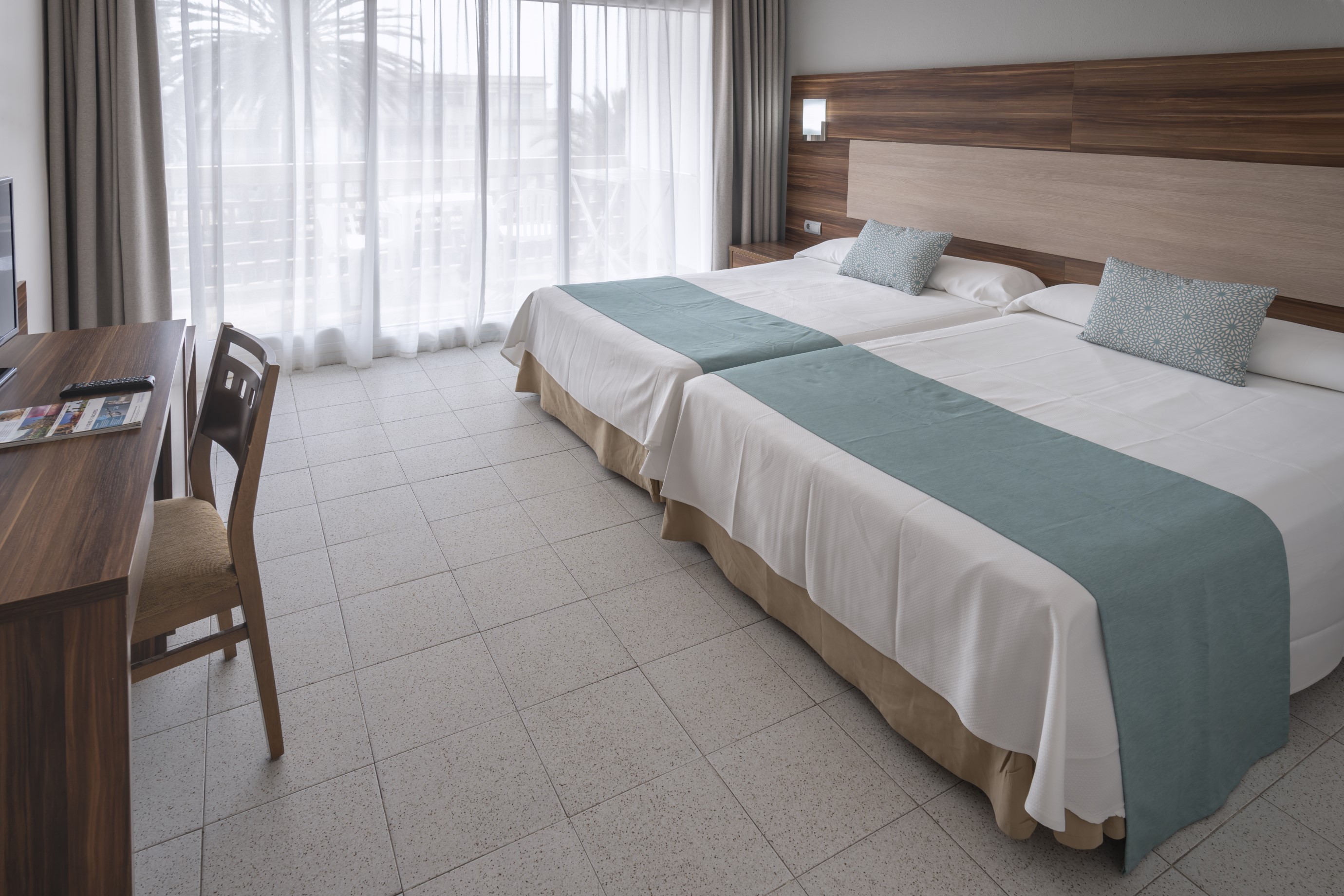 Room, Double Bed, Lateral Side Sea View