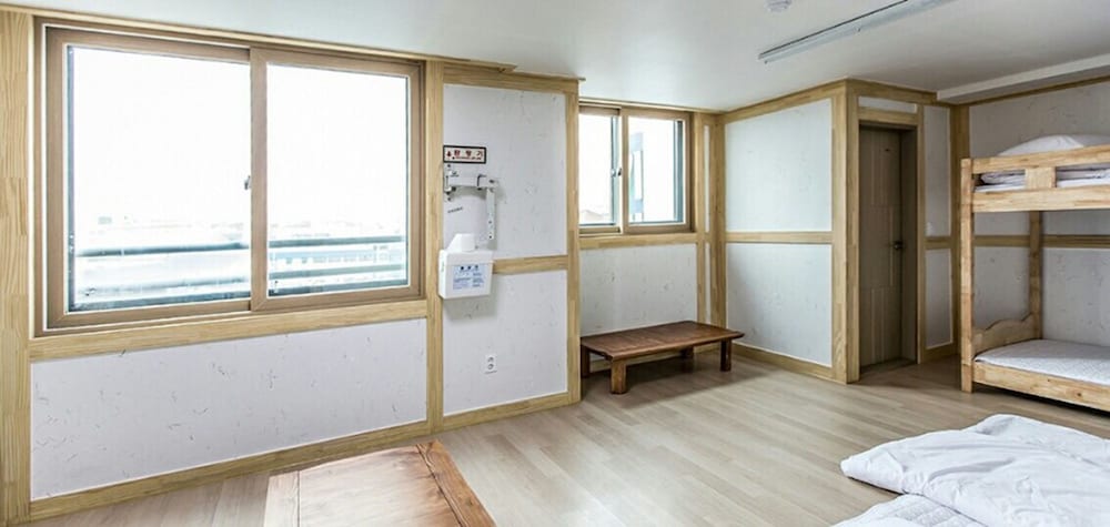 Kirin Guesthouse - Hostel 5/14
