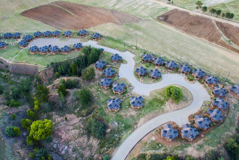 Thaba Bosiu Cultural Village 19/27