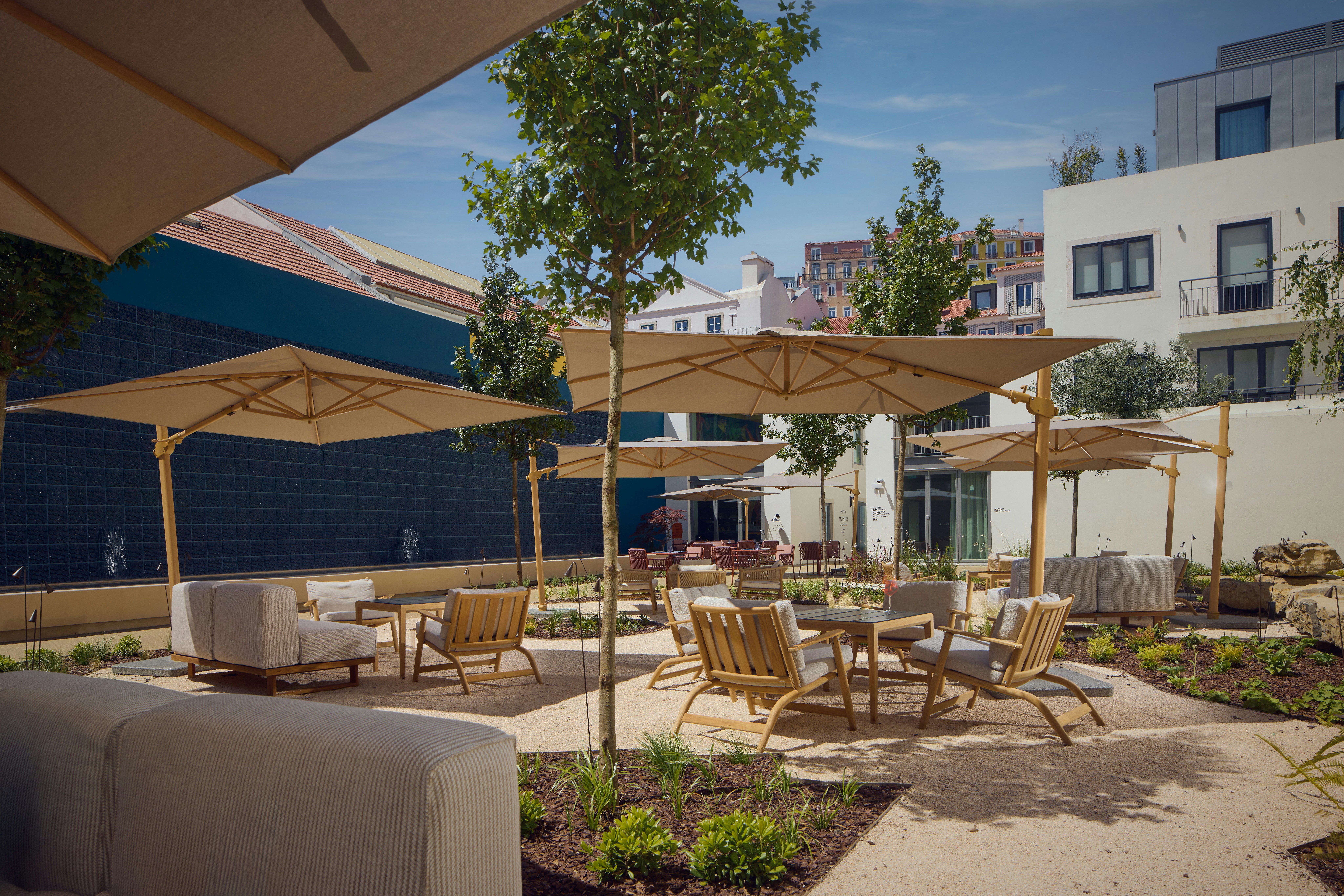 Duo Hotel Lisbon, Curio Collection by Hilton 23/32