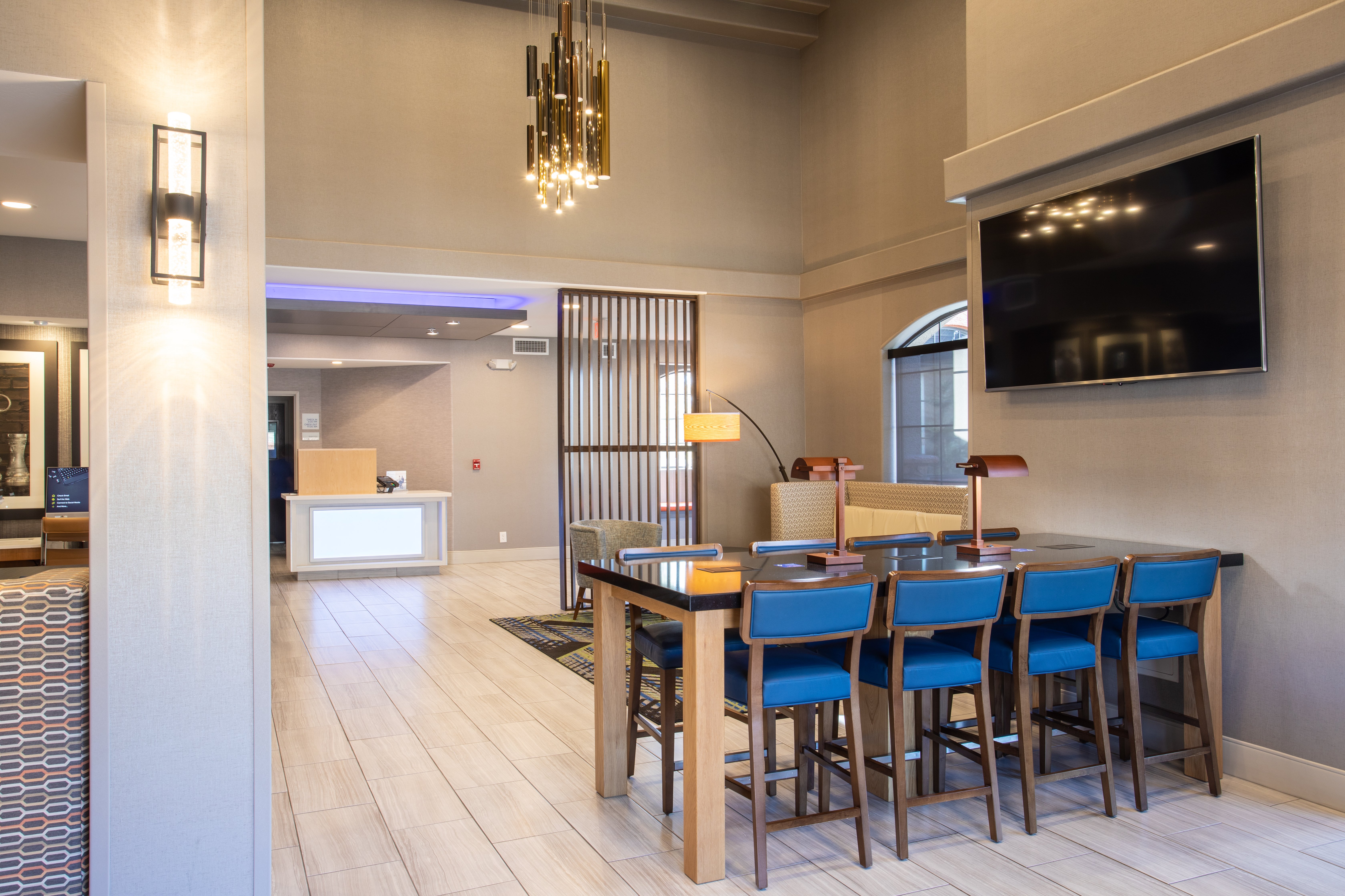 Holiday Inn Express Prescott 54/62