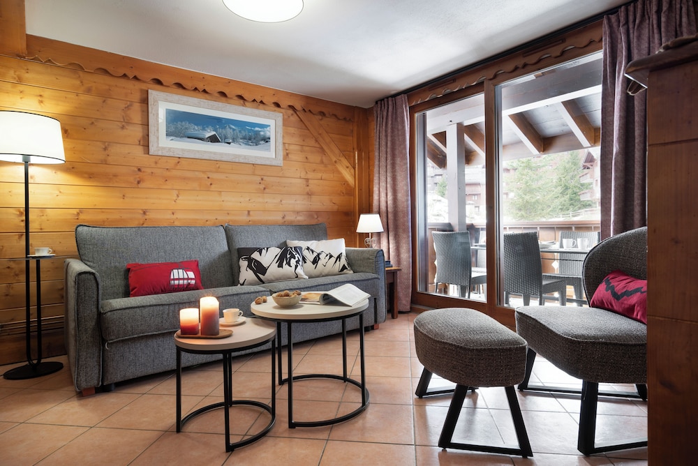 RES.PIERRE & VAC. PREMIUM LES FERMES DE MERIBEL 30/48