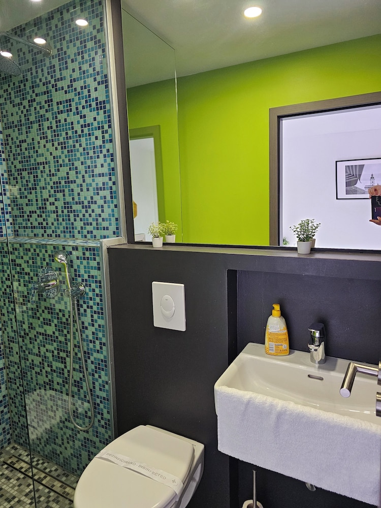Tia Apartments And Rooms 54/55