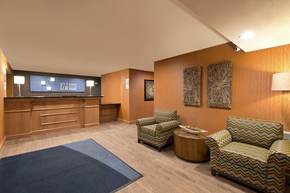 Holiday Inn Express And Suites Fraser Winter Park Area Formerly the Pinnacle Lodge 50/73