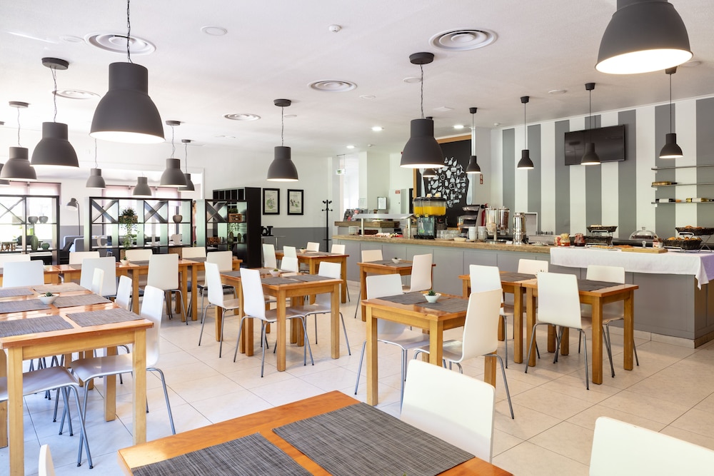 Hotel Campanile Lisbon South Setubal 45/56