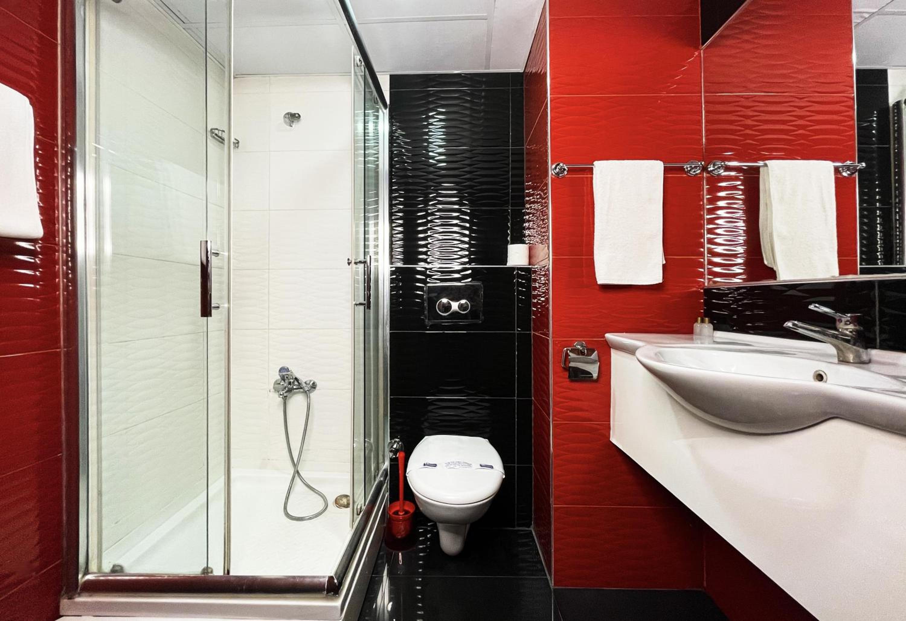 Room, Double or Twin Bed, Lateral Side Sea View