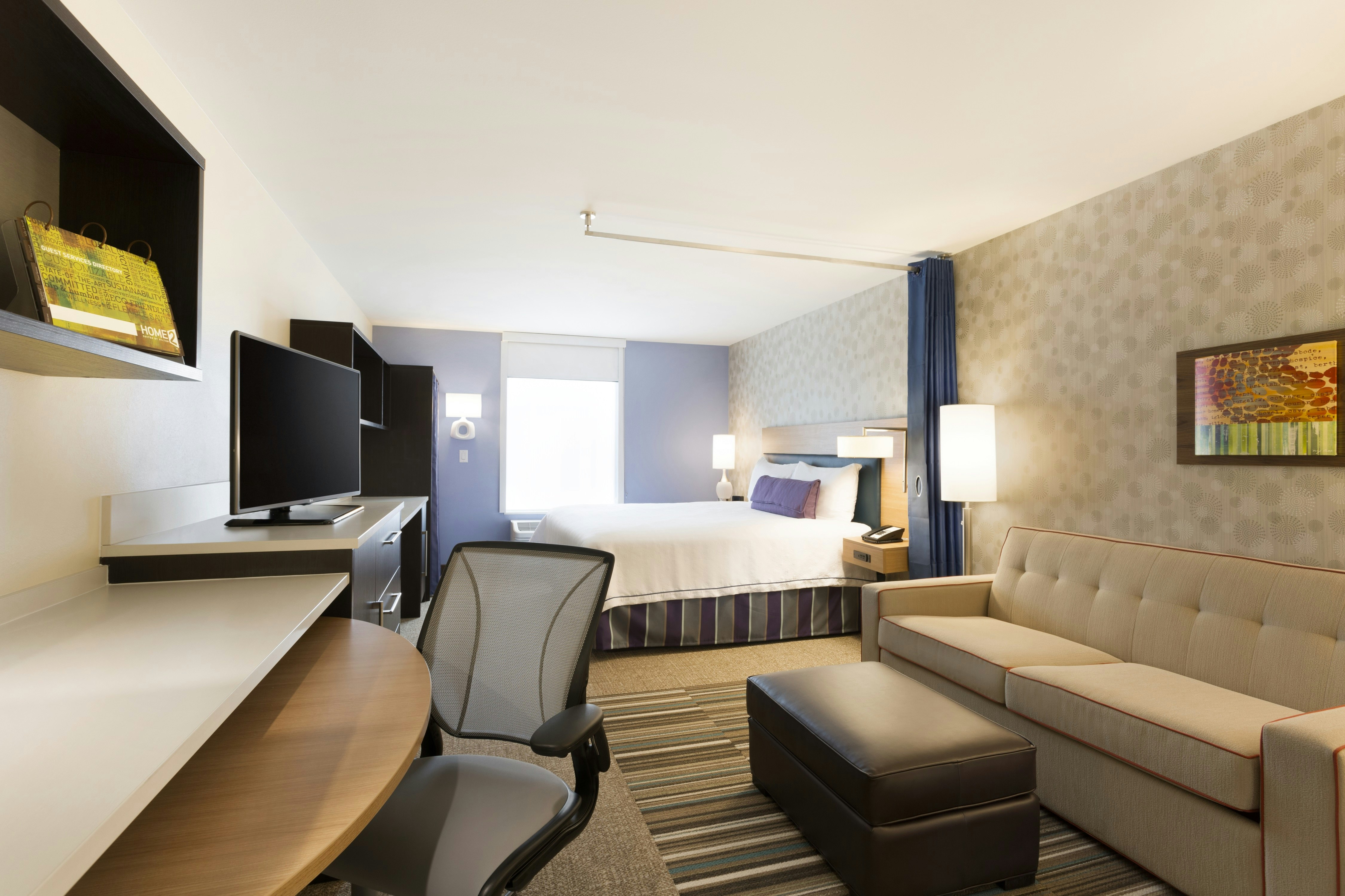 PREMIUM, STUDIO, KING BED, ACCESSIBLE