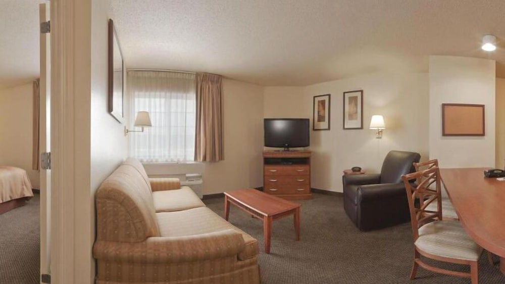 Candlewood Suites Williamsport 43/77