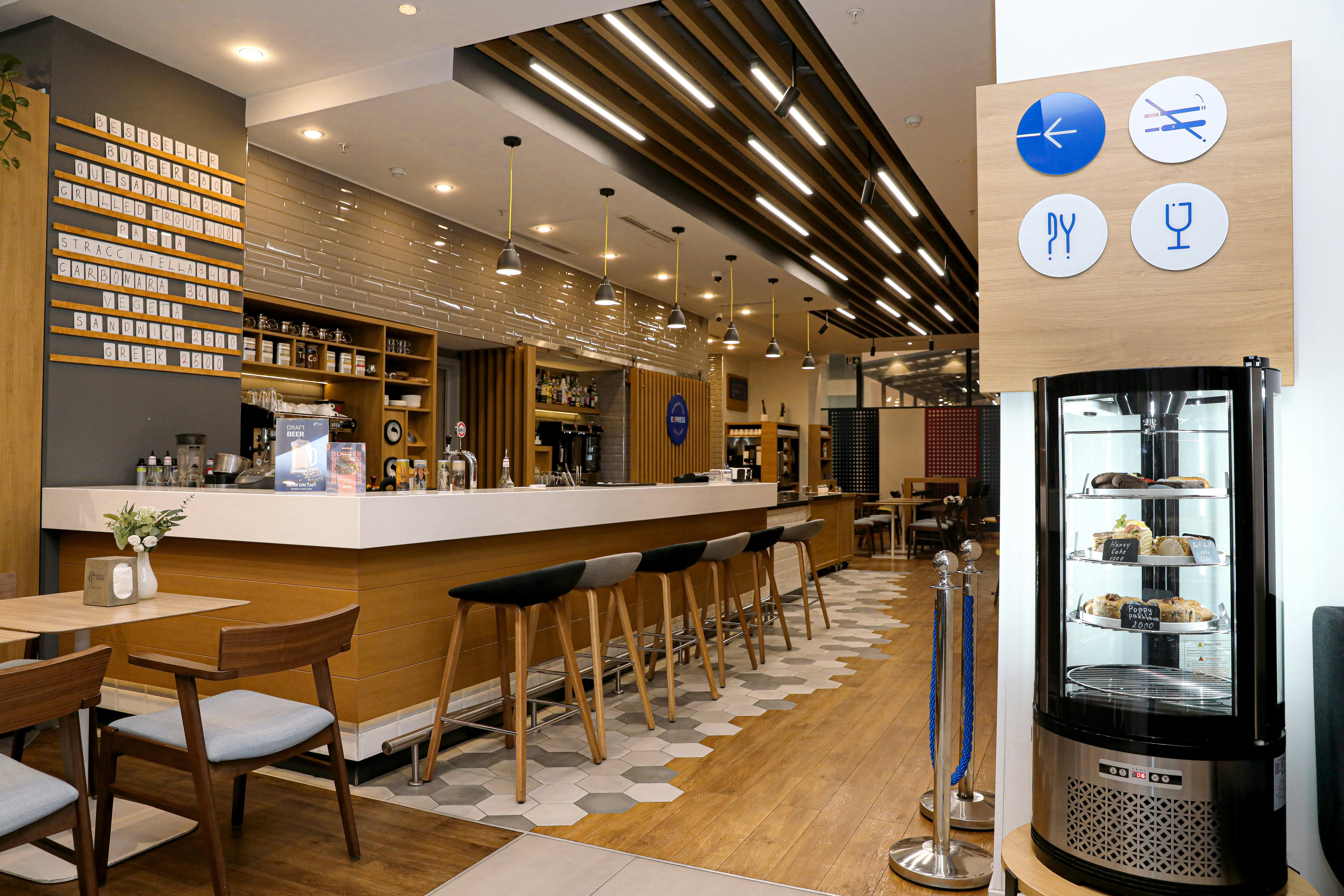 Holiday Inn Express Yerevan 49/81