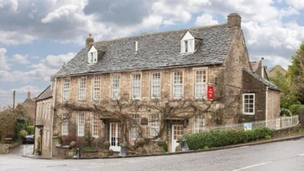 The George Inn 5/50