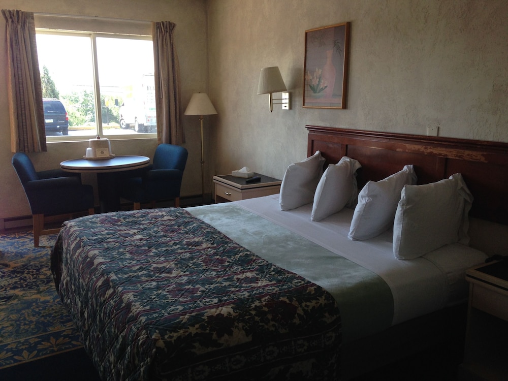 Super 8 by Wyndham Hazleton 12/33