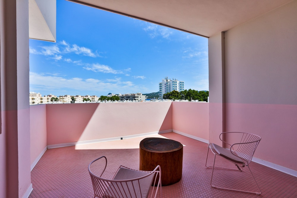 Paradiso Ibiza Art Hotel 40/72