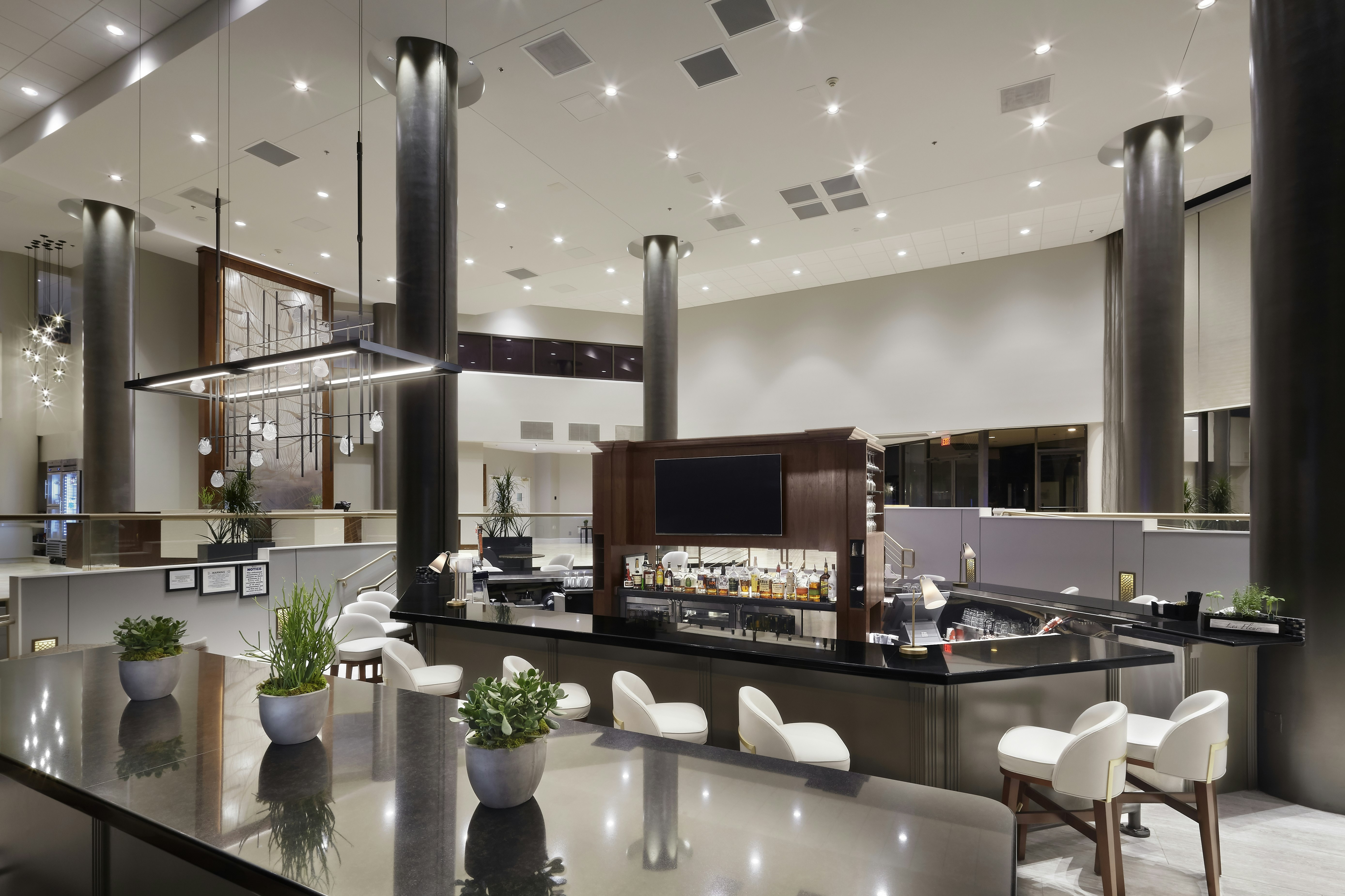 Lobby at DoubleTree by Hilton Hotel Dallas Near the Galleria, DALLAS - TX