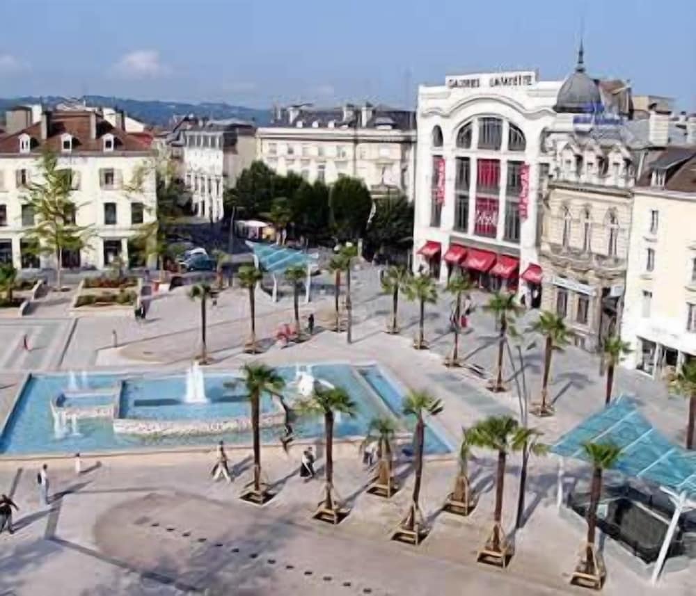 Hotel Le Bourbon 34/40
