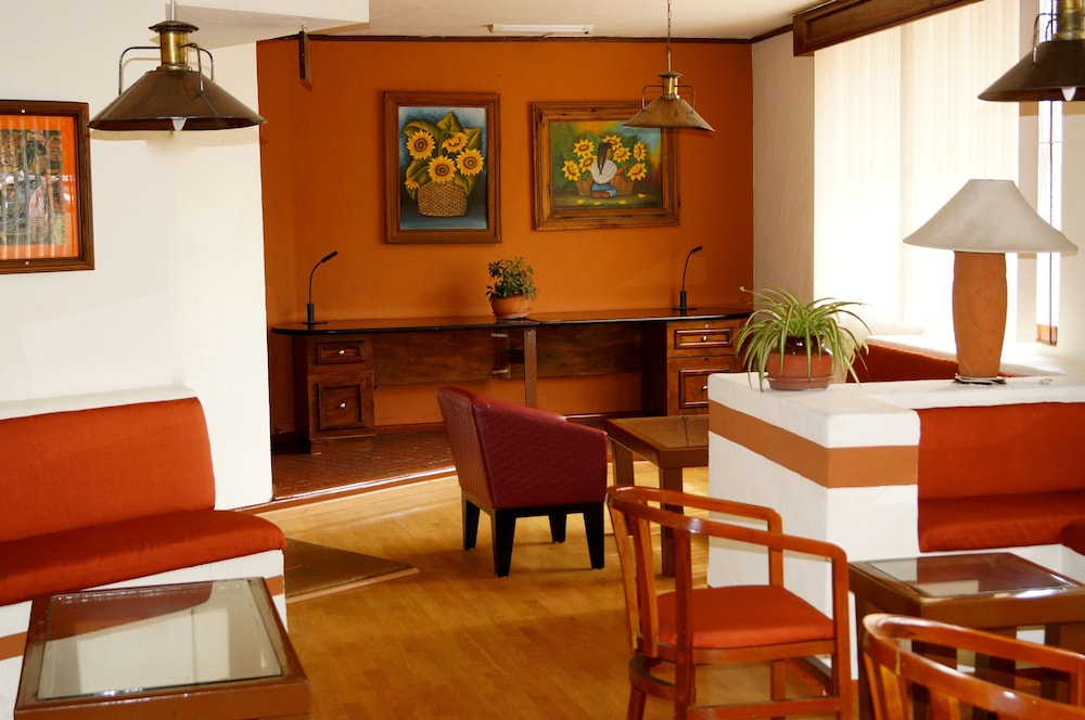 Villa del Sol and Suites 41/62
