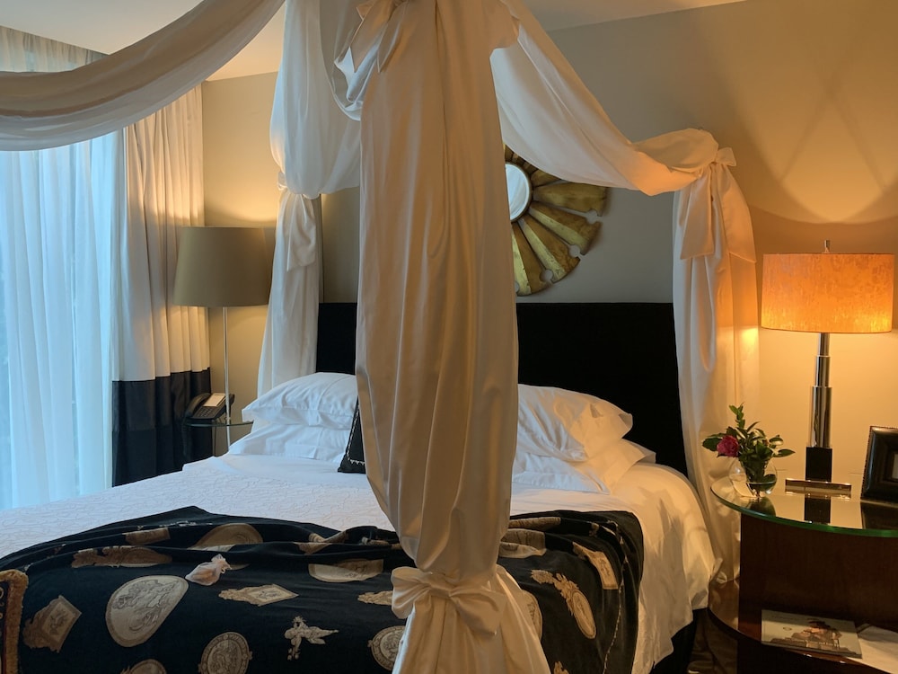 Carmo's Boutique Hotel 34/86